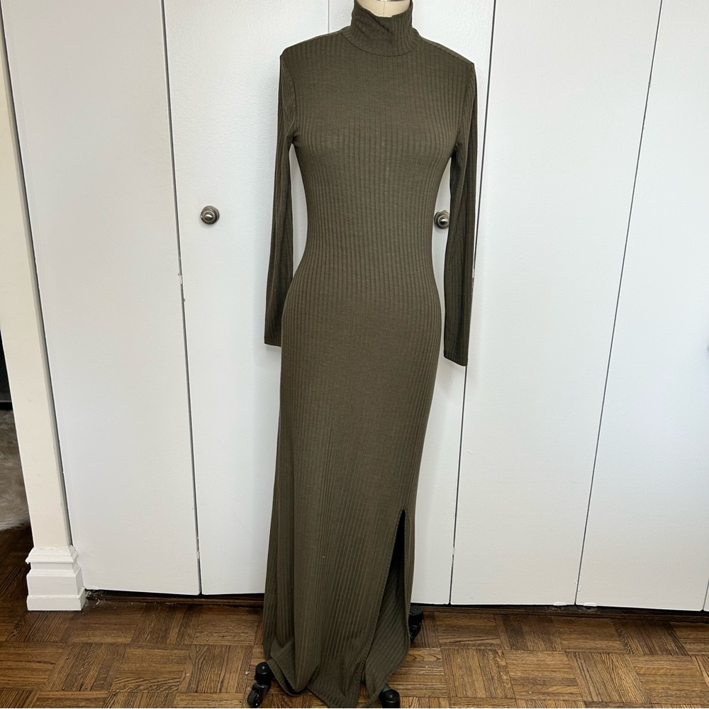 NWOT Venus Maxi Dress